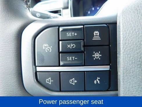 Used 2025 Ford F150 Lariat w/ Equipment Group 501A Mid image 22