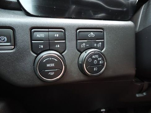 Used 2023 Chevrolet Silverado 1500 RST image 35