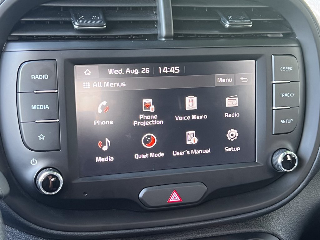 Used 2025 Kia Soul LX w/ LX Technology Package FWD image 24