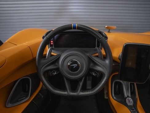 Used 2021 McLaren Elva RWD image 70