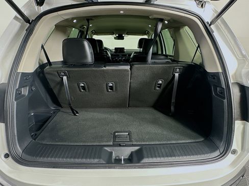 Used 2025 Honda Pilot EX-L image 29
