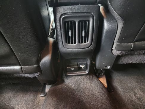 Used 2021 Jeep Compass Latitude FWD image 26