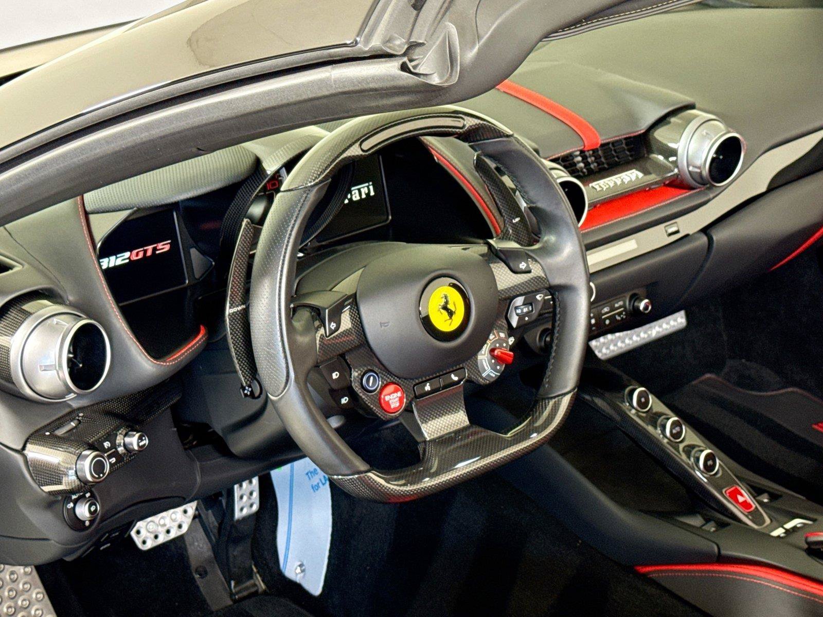 Used 2021 Ferrari 812 GTS RWD image 15