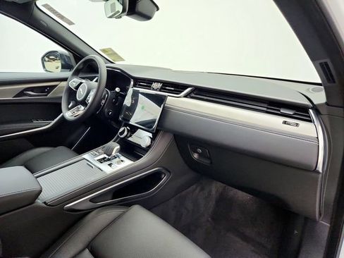 New 2026 Jaguar F-PACE R-Dynamic S image 17