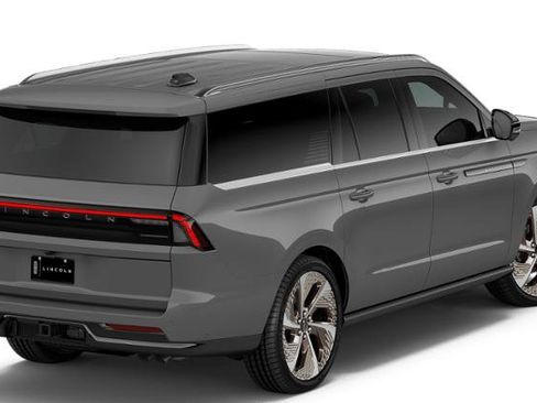 New 2026 Lincoln Navigator L Black Label AWD/4WD image 3
