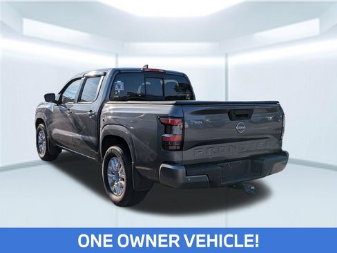 Certified 2022 Nissan Frontier SV RWD image 2