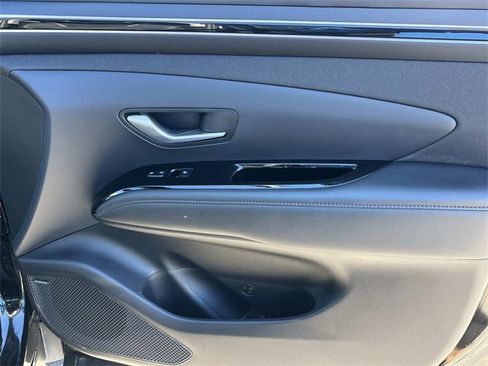 Used 2023 Hyundai Tucson Limited image 24