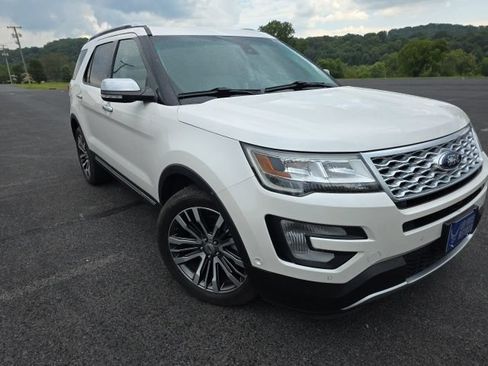 Used 2016 Ford Explorer Platinum AWD/4WD image 9