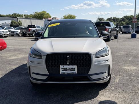 Used 2024 Lincoln Corsair AWD w/ Equipment Group 101A image 6