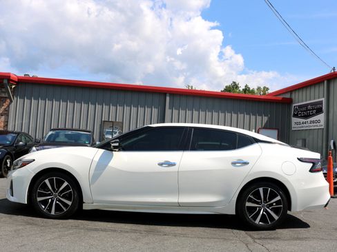 Used 2022 Nissan Maxima SV w/ Floor Mat Group image 4