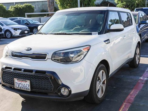 Used 2016 Kia Soul + w/ Eco Package image 2