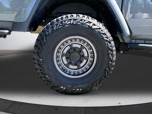 Used 2021 Jeep Gladiator Rubicon AWD/4WD image 35