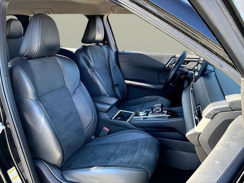 Used 2024 Mitsubishi Outlander SE image 23