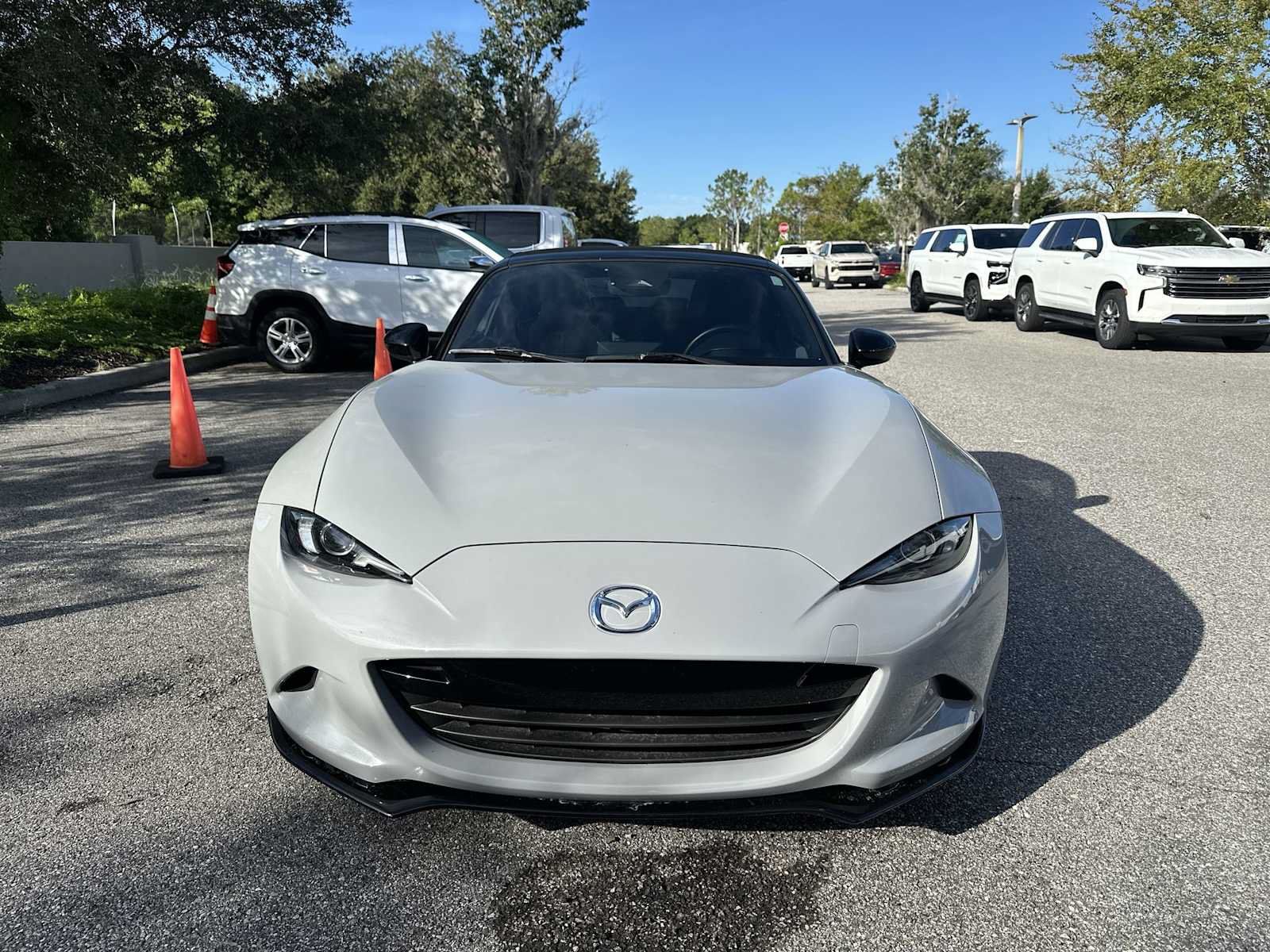 Used 2025 MAZDA MX-5 Miata Club w/ Interior Package RWD image 9