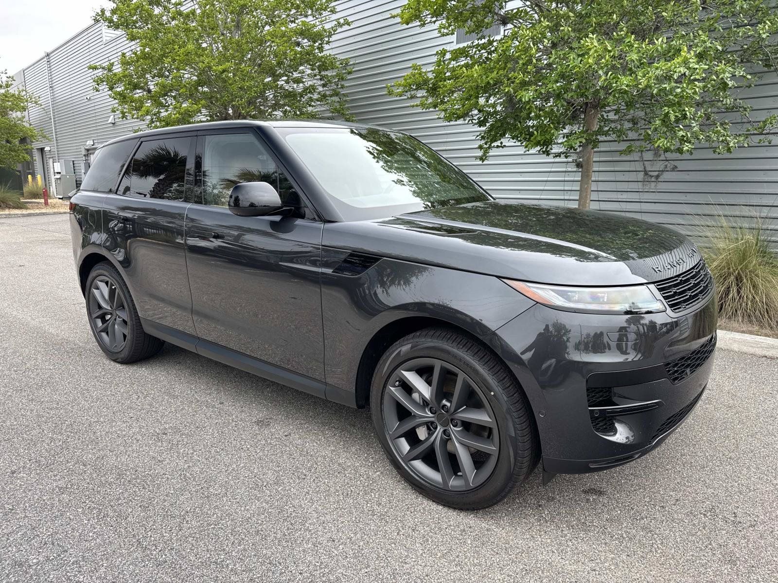New 2026 Land Rover Range Rover Sport SE AWD/4WD image 4