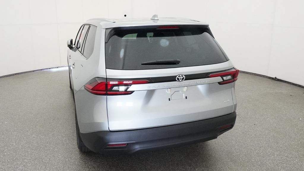 New 2026 Toyota Grand Highlander FWD image 6