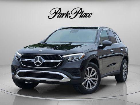 Certified 2026 Mercedes-Benz GLC 300 4MATIC image 1