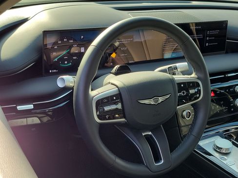 Certified 2026 Genesis G80 2.5T AWD/4WD image 9