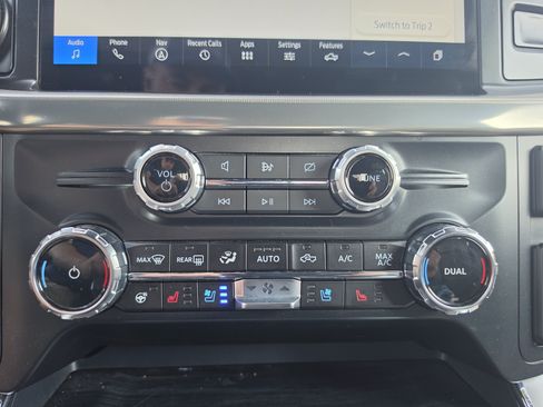 Used 2024 Ford F150 Lariat w/ Equipment Group 502A High AWD/4WD image 32