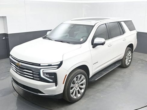 Used 2025 Chevrolet Tahoe Premier w/ Sun And Tow Package AWD/4WD image 40