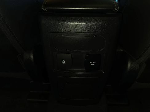 Certified 2022 Ford Explorer Limited AWD/4WD image 31