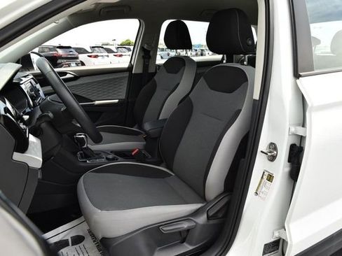 Used 2024 Volkswagen Taos S AWD/4WD image 20