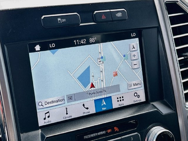Used 2016 Ford F150 Platinum w/ Equipment Group 701A Luxury AWD/4WD image 10