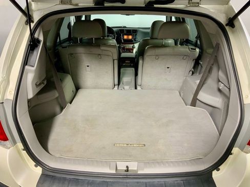 Used 2013 Toyota Highlander Limited FWD image 31