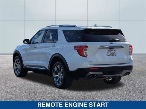 Used 2020 Ford Explorer Platinum w/ Premium Technology Package image 3