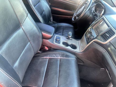 Used 2014 Jeep Grand Cherokee Limited w/ Luxury Group II image 26