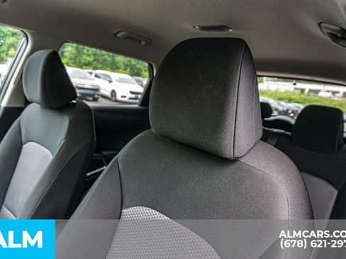 Used 2025 Kia Soul LX w/ LX Technology Package FWD image 19