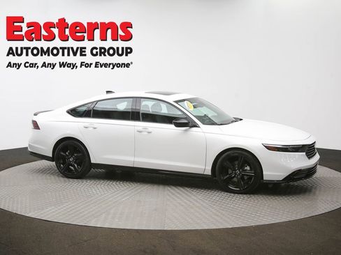 Used 2025 Honda Accord Sport image 48