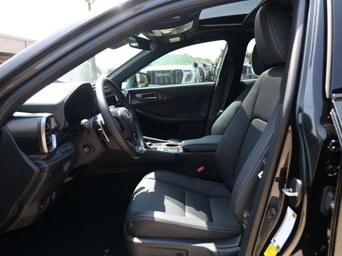 Used 2026 Lexus IS 350 F Sport w/ Accessory Package Z1 RWD image 10