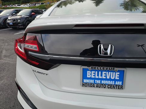 Used 2020 Honda Clarity Touring image 16