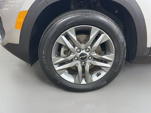 Used 2022 Kia Seltos S AWD/4WD image 33