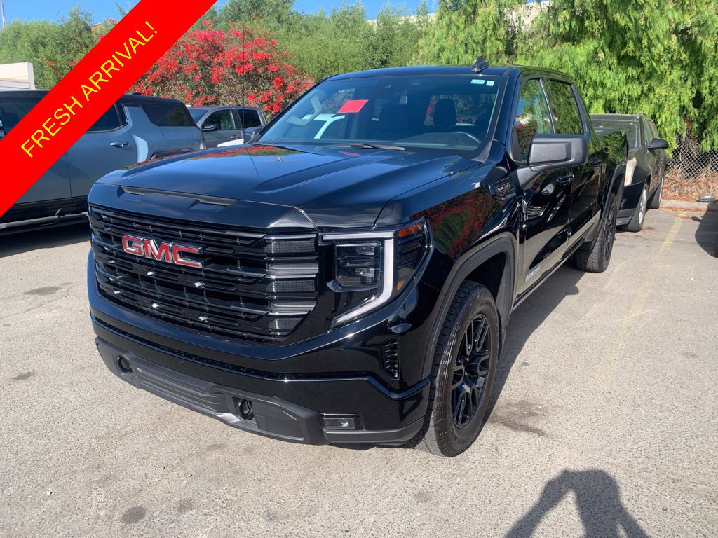 Used 2025 GMC Sierra 1500 Elevation w/ X31 Off-Road Package AWD/4WD image 1