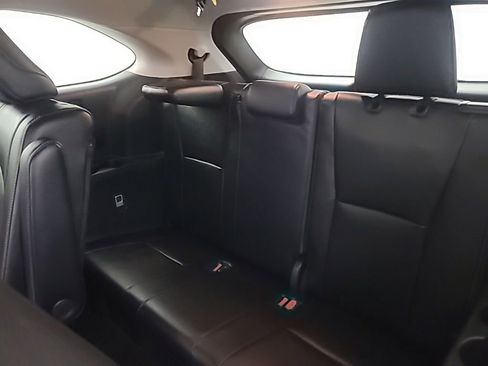 Used 2025 Toyota Highlander Platinum image 22