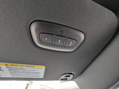 New 2026 RAM 1500 4x4 Crew Cab image 33