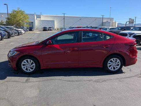 Used 2017 Hyundai Elantra SE FWD image 9