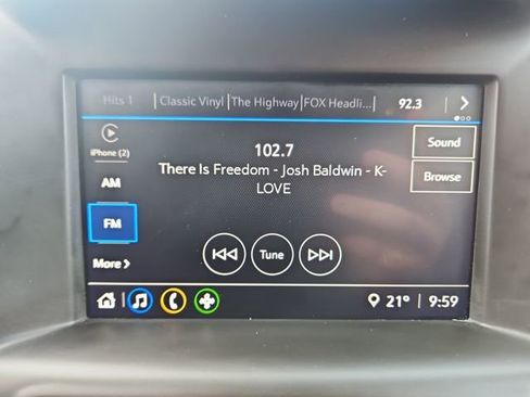 Used 2023 GMC Terrain SLE w/ Driver Convenience Package image 20