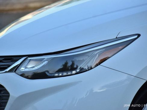 Used 2018 Chevrolet Cruze LT w/ LT Fleet Convenience Package FWD image 37