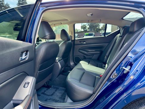 Used 2021 Nissan Altima 2.0 SR image 10