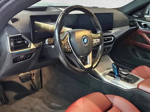 Used 2023 BMW i4 eDrive35 RWD image 9