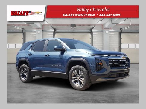 New 2027 Chevrolet Equinox LT w/ Convenience Package II FWD image 1