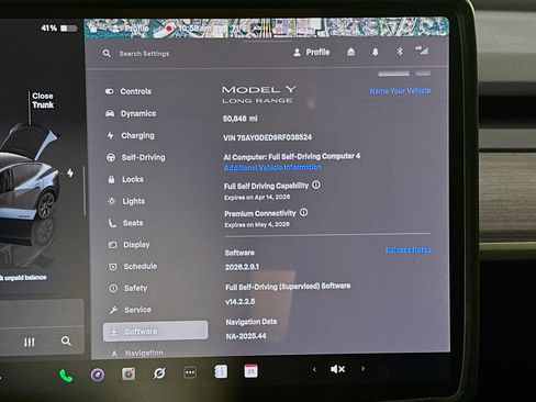 Used 2024 Tesla Model Y 2WD image 18
