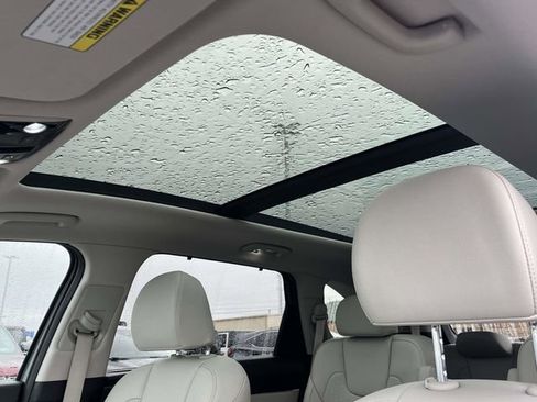 Used 2024 Kia Sorento SX Prestige image 14