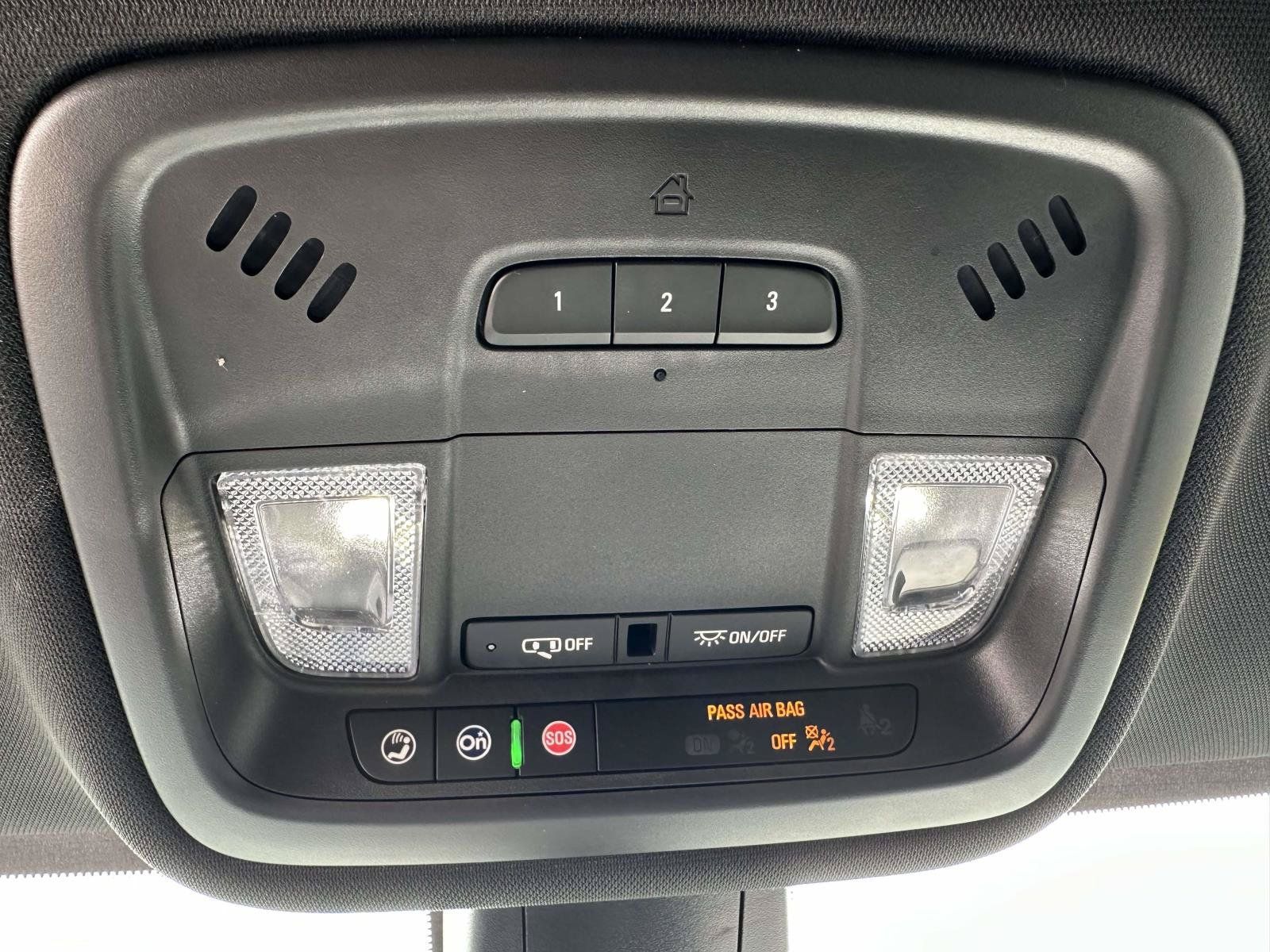 Used 2023 Chevrolet Traverse LT AWD/4WD image 34