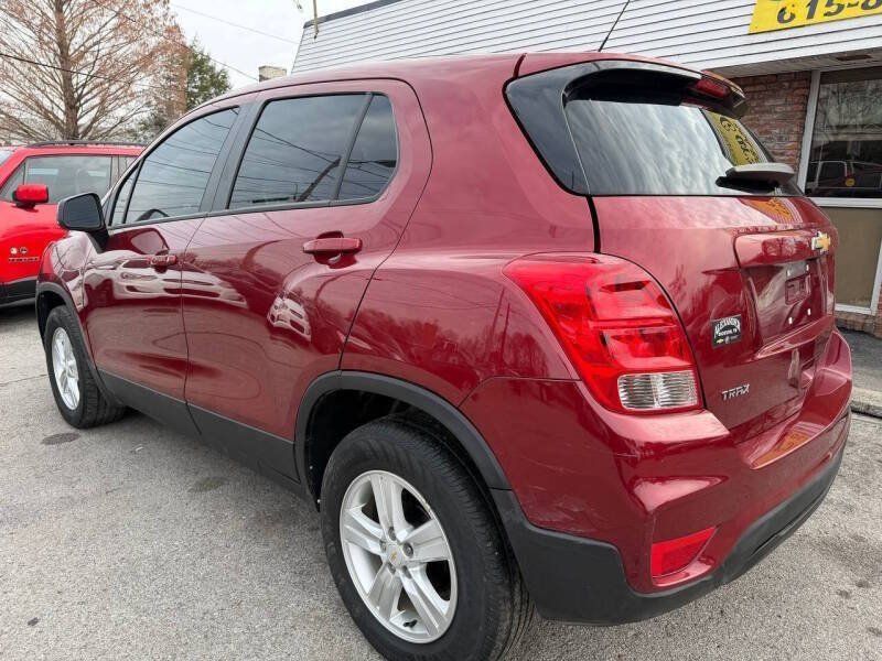 Used 2021 Chevrolet Trax LS FWD image 7