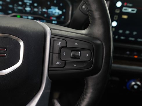 Used 2022 GMC Sierra 1500 Elevation image 26