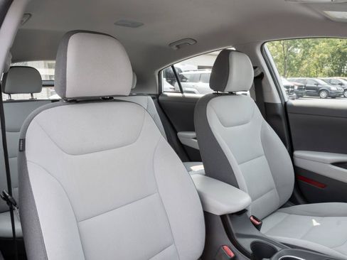 Used 2021 Hyundai Ioniq Blue FWD image 32